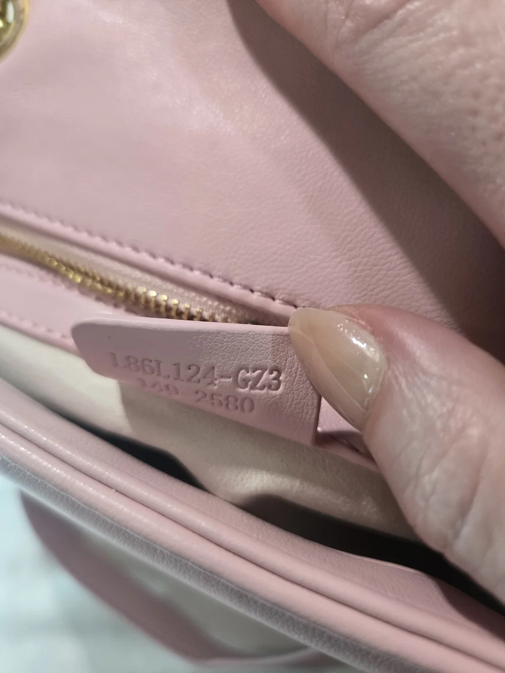 Leather Pink G Matelassé Shoulder Bag )Inspired - Priced To Sell